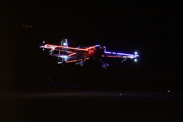 www.stealth-hangar-night-fly.de