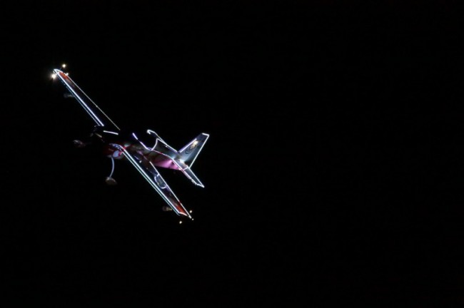 www.stealth-hangar-night-fly.de